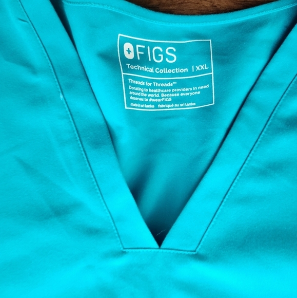Figs Casma Three-Pocket Scrub Top -Teal - Picture 3 of 6